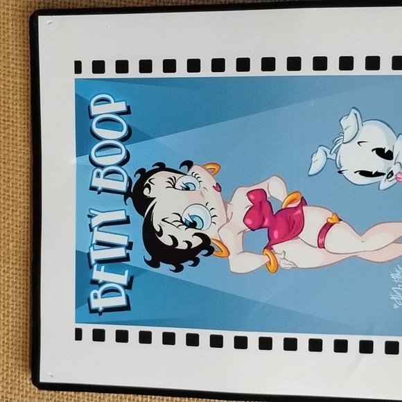 Betty Boop Poster - Picture 2 of 4